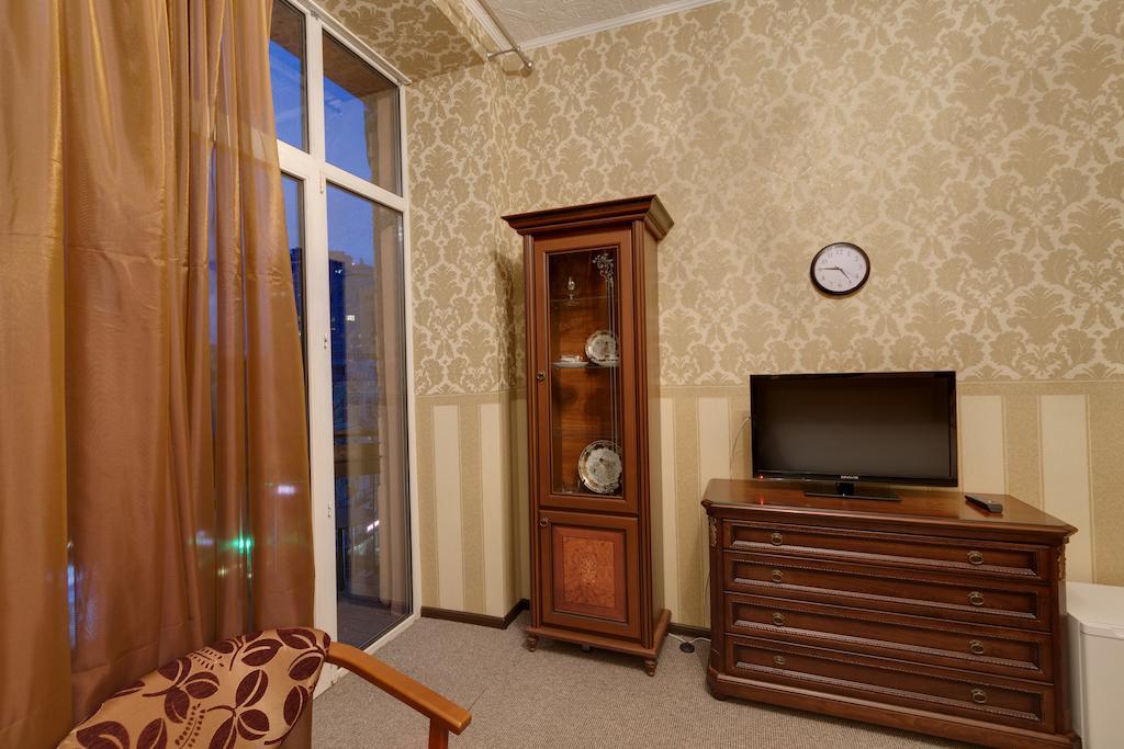 Pokrovsky Kiew Exterior foto