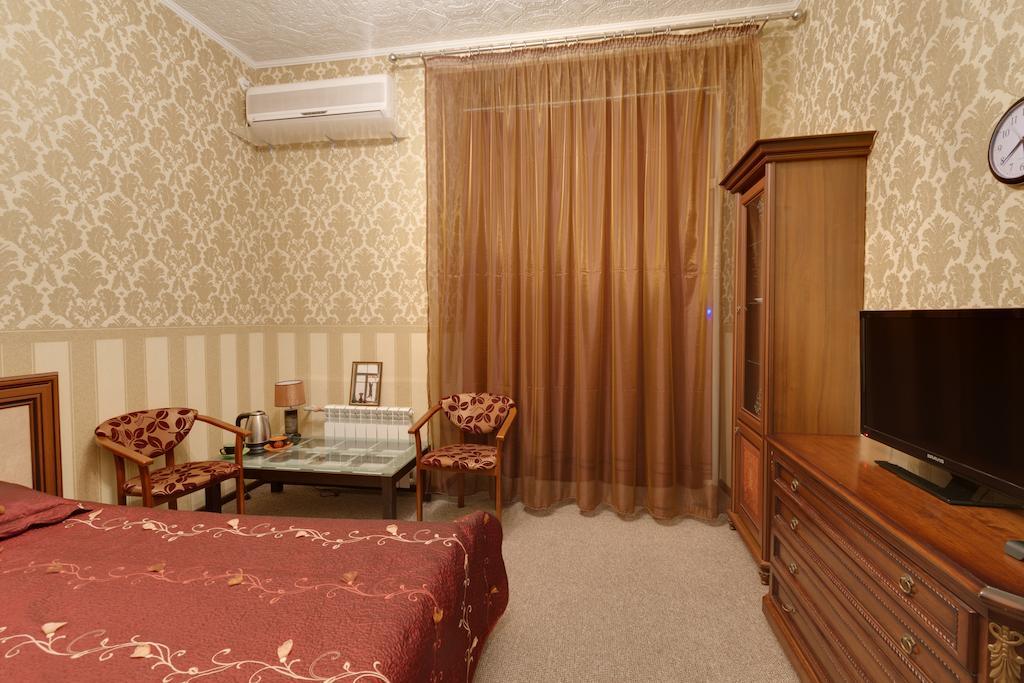 Pokrovsky Kiew Zimmer foto