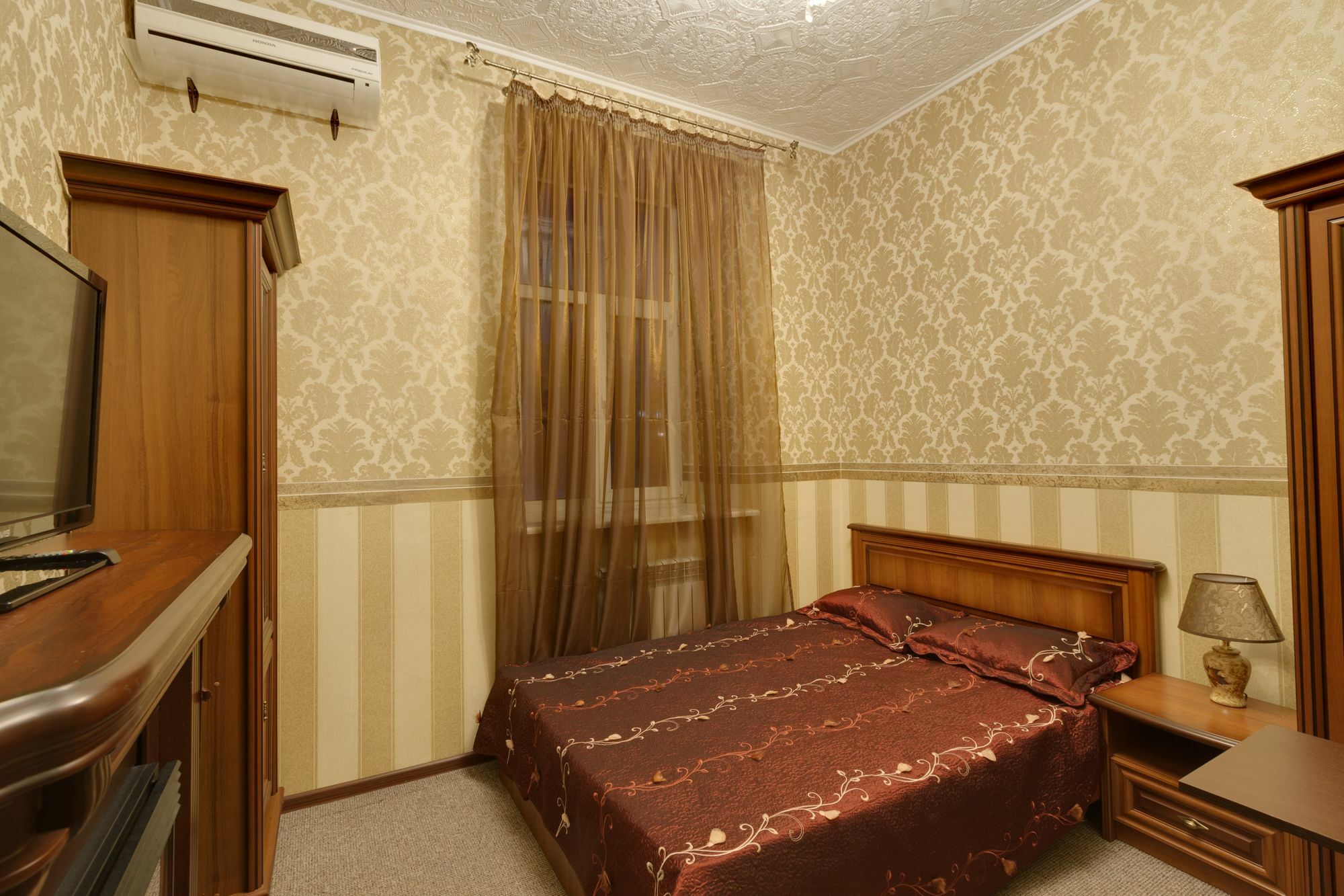 Pokrovsky Kiew Exterior foto